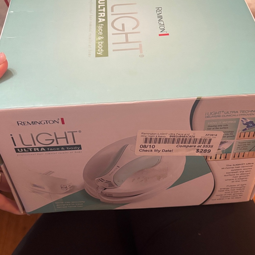 Remington iLIGHT Ultra Face & Body in Mint and White